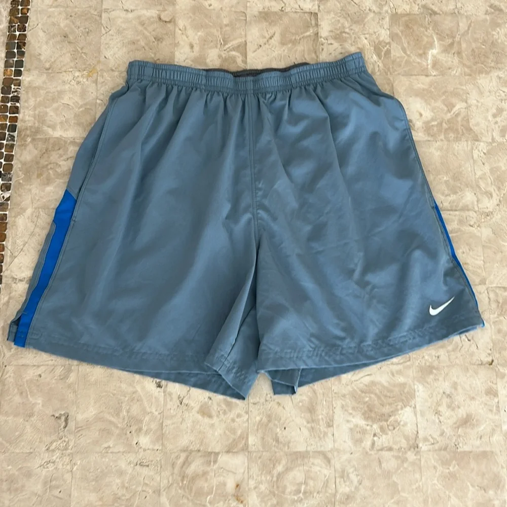 Nike Dri-Fit Men's Athletic Shorts‎ With pockets Mens Size S